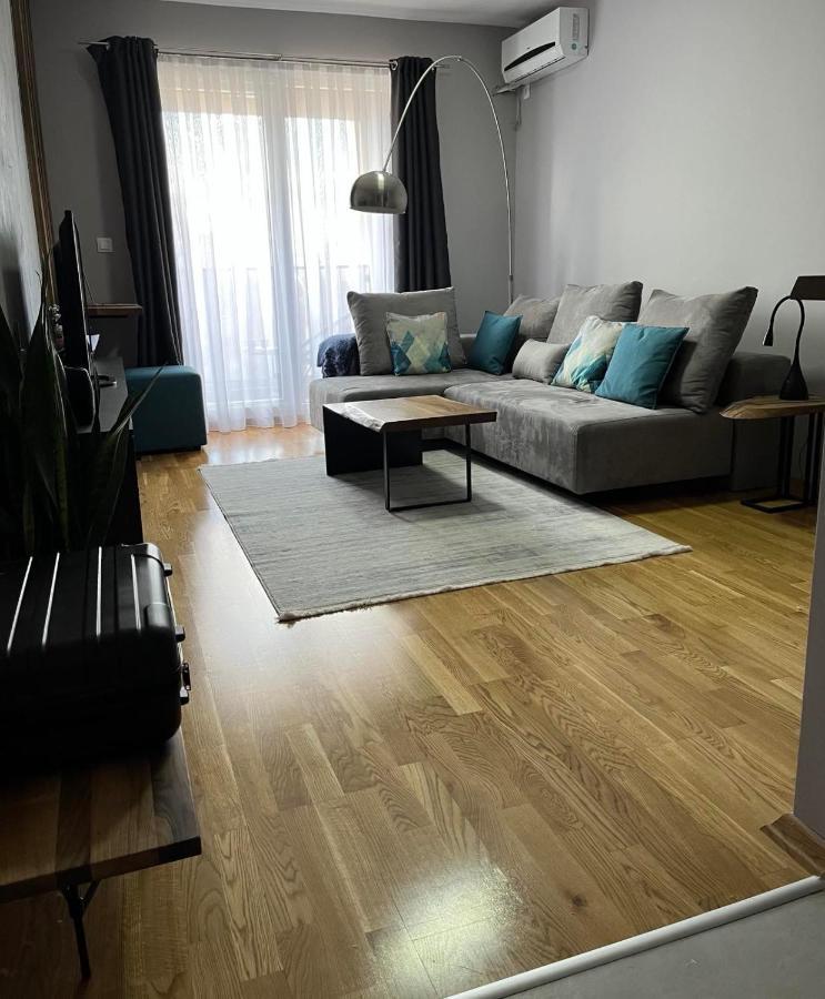 Porta Leks Apartment, Self Check-In, Own Parking Skopje Exteriér fotografie